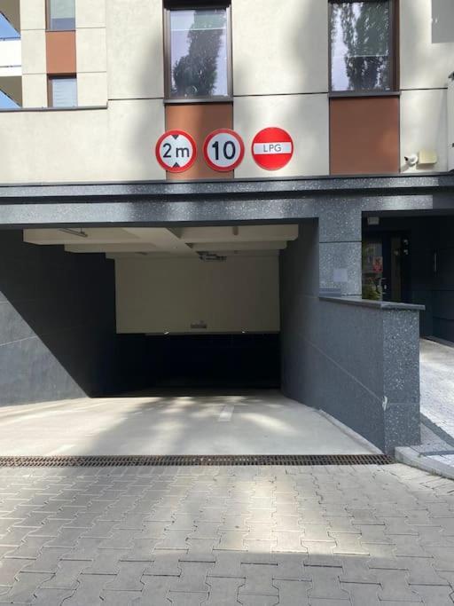 Apartament, Free Parking, Blisko Rynek-Dworzec Pkp-Pks, Sklepy Вроцлав Экстерьер фото