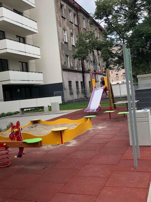 Apartament, Free Parking, Blisko Rynek-Dworzec Pkp-Pks, Sklepy Вроцлав Экстерьер фото